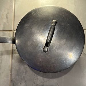 Magnalite 3 quart magnesium aluminum cooking pot with lid made in USA